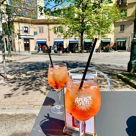 Moderno Porta Nuova - Centro- Wi-fi Veloce アパート トリノ