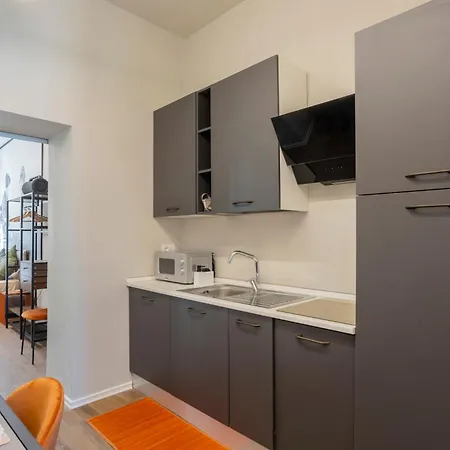 Moderno Porta Nuova - Centro- Wi-fi Veloce Апартаменты